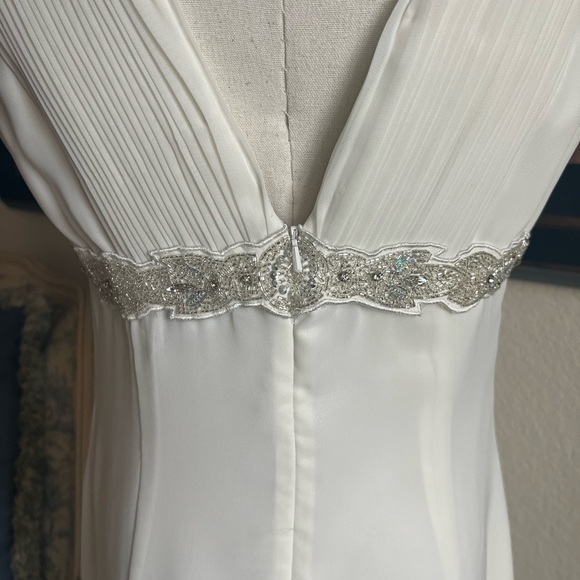 Sean Couture White Beaded Dress Size 10 - Picture 6 of 8